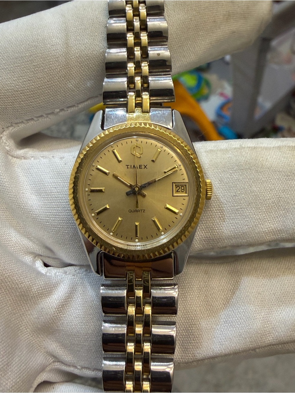 Vintage 1991 Timex Presidential Two Tone Ladies Watch Quartz V Cell Date Code T